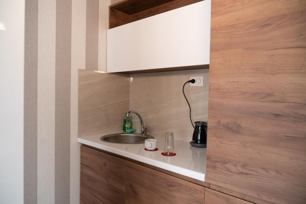 Studio Apartments Maksimovic Nisz Zewnętrze zdjęcie
