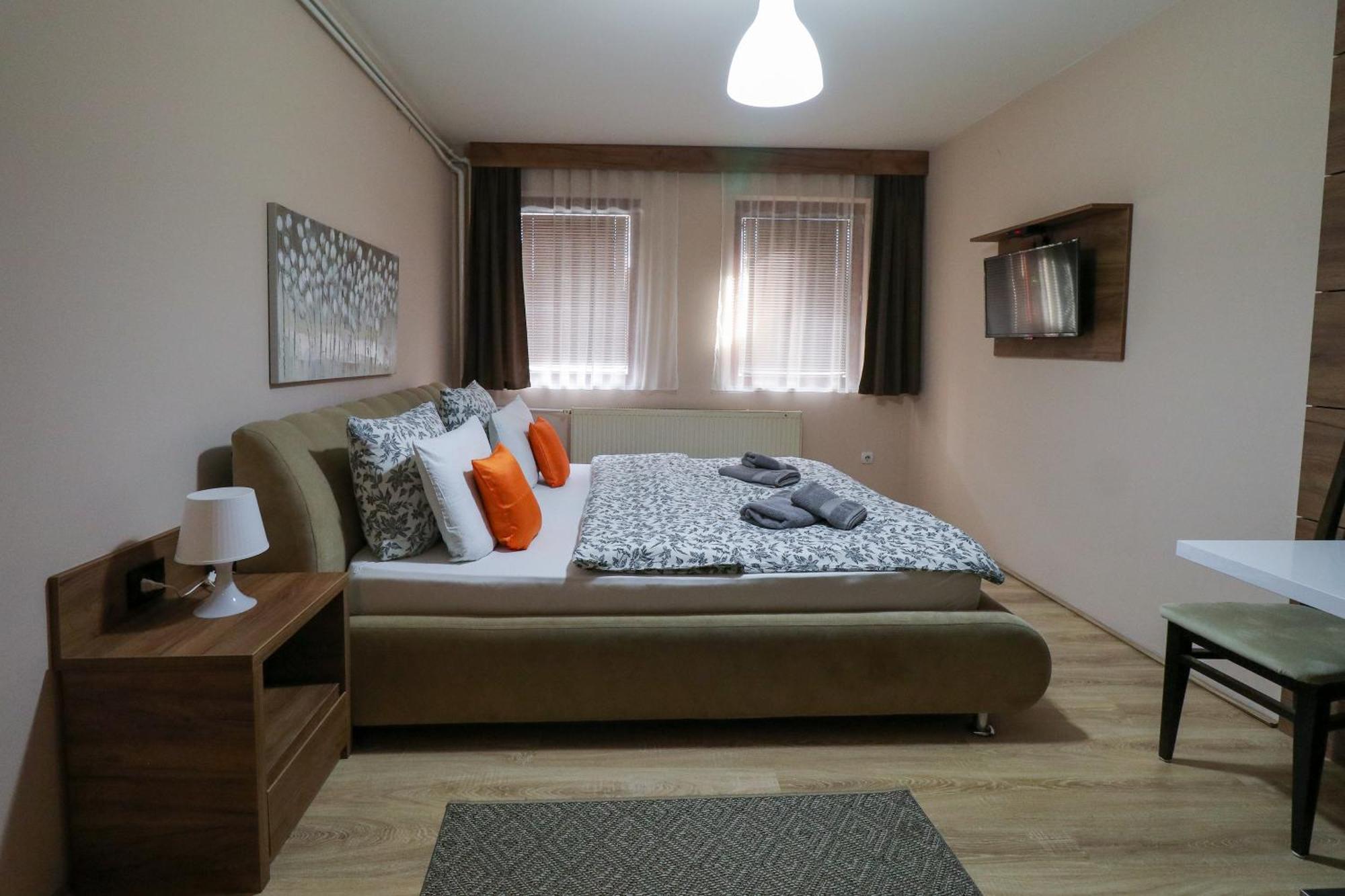 Studio Apartments Maksimovic Nisz Zewnętrze zdjęcie